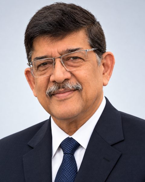 Portrait of Prof. Sanjiv Gaur